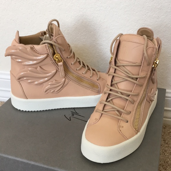 💋Giuseppe Zanotti Leather Wings High-Top Sneakers - Picture 3 of 7